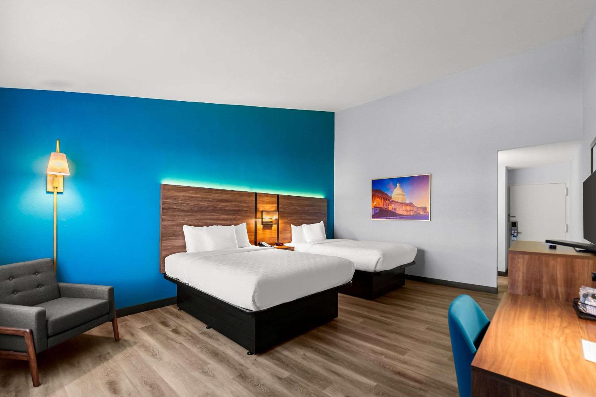 Clarion Inn Falls Church-Arlington Eksteriør billede